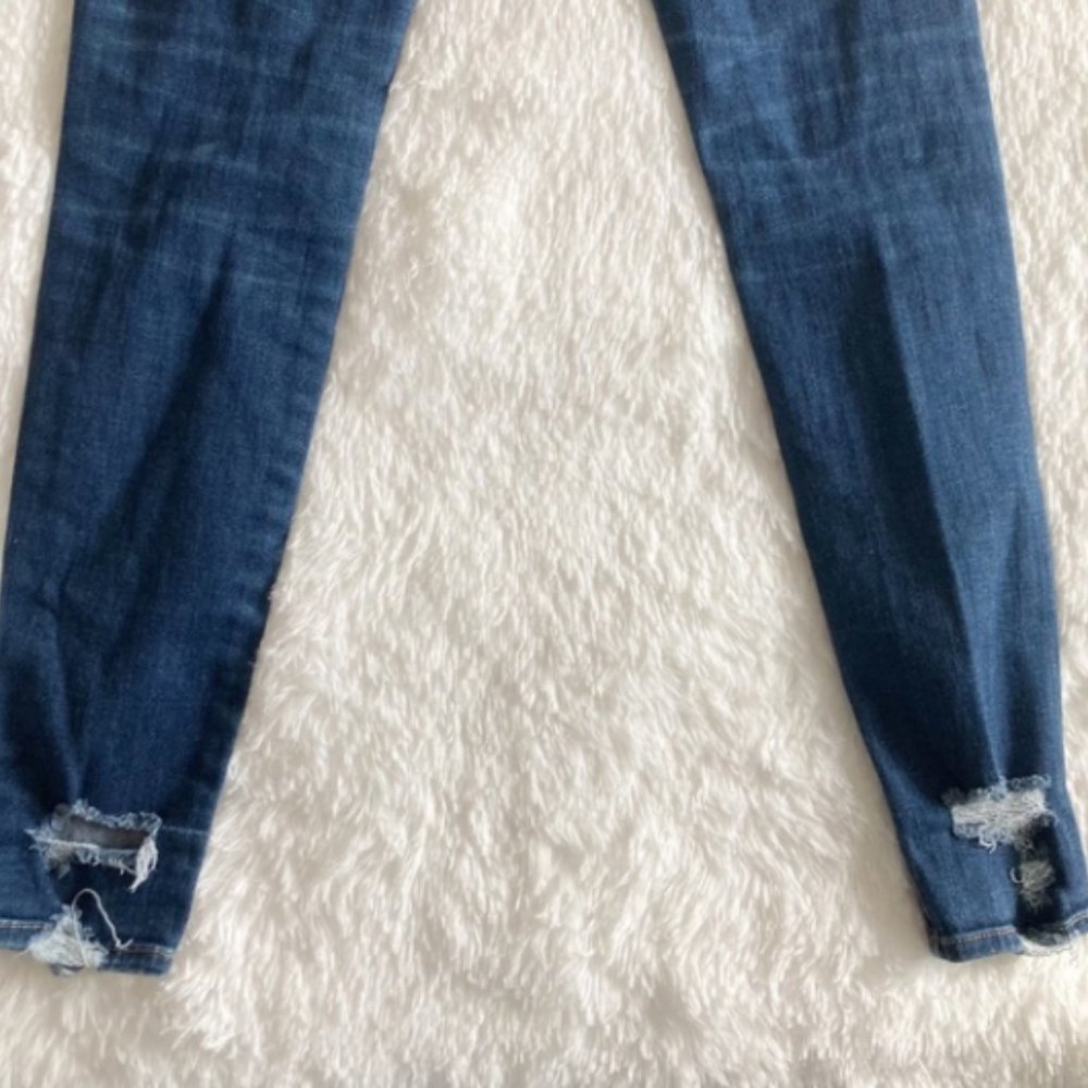 American Eagle Super Stretch Distressed Jeans - Picture 4 of 6
